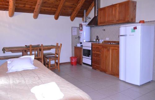 Angostura Hotel | Cozy Hostería Traunco: Family-Friendly with Breakfast Included