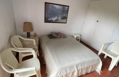 Olaya Apartment | Relax at Hostería Tropical La Florida: Pet-Friendly Retreat