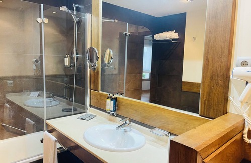 Toranzo Hotel | Tranquil Hosteria de Torazo Nature Hotel & Spa Escape