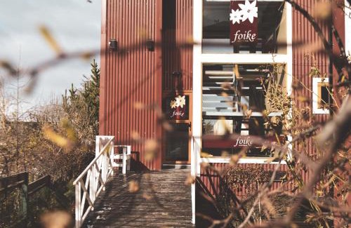 Province of Tierra del Fuego Hotel | Oceanfront Hosteria Foike: Exceptional Stay with Scenic Views