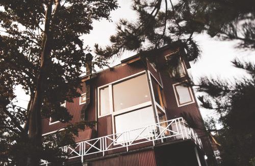 Province of Tierra del Fuego Hotel | Oceanfront Hosteria Foike: Exceptional Stay with Scenic Views