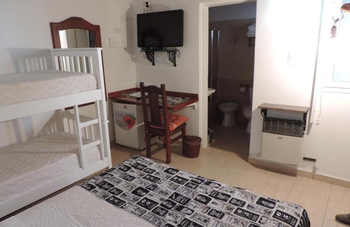 Puerto Madryn Hotel | Family-Friendly Hosteria Las Piedras with Kitchen Access