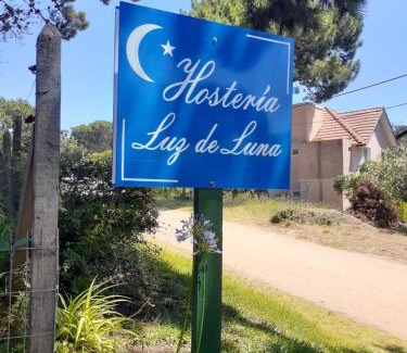 Valeria del Mar Hotel | Family-Friendly Hosteria Luz de Luna with Ocean Views