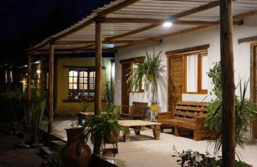 Reyes Hotel | Experience Comfort at Hosteria Quinta Alta with Hot Tub & More