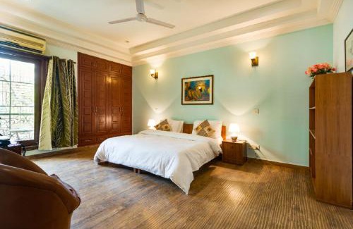 Kailash Colony Apartment | Independent 4BHK Apartment at Kailash Colony, South Delhi