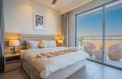 Noida Apartment | Stylish Studio Apartments near Apollo and Fortis in Noida