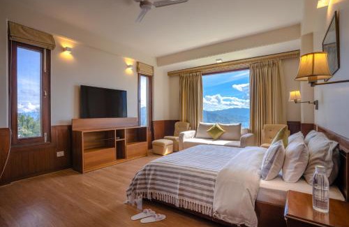 Mashobra Apartment | Serene Hostie Mystica: Family-Friendly 3BHK in Shimla