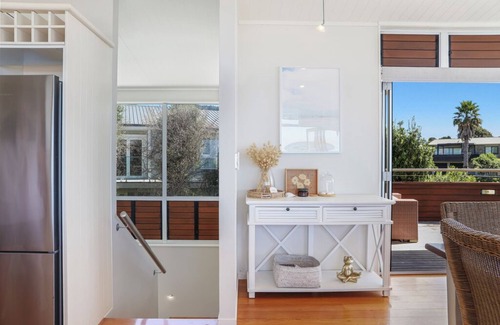 Whiritoa House | Coastal Escape at Beachside Beauty in Whiritoa