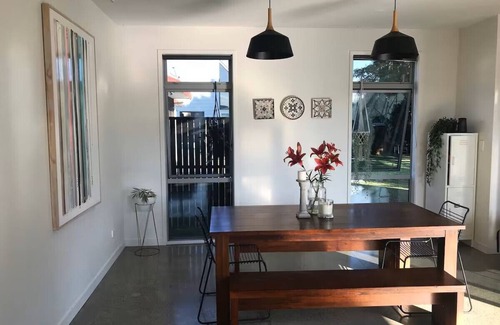 Whangamata House | Hosts on the Coast Whanga Escape