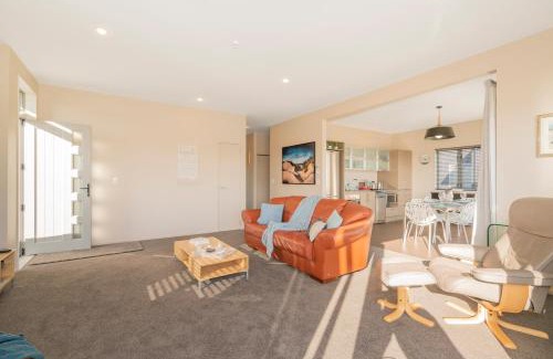 Matarangi House | Exceptional Hosts on the Coast: Dunes Lake View Retreat