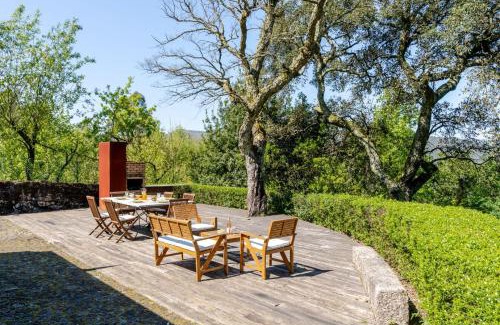 Soengas House | HostWise - Gerês Retreat w/Pool & Sauna