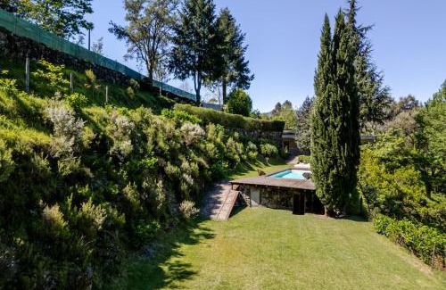 Soengas House | HostWise - Gerês Retreat w/Pool & Sauna