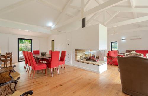 Sao Miguel do Rio Torto House | HostWise - Quiet & Modern Villa with Pool & River