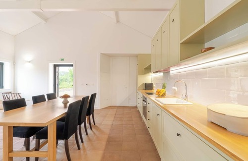Santa Comba Dao House | HostWise - River View Retreat w/Pool