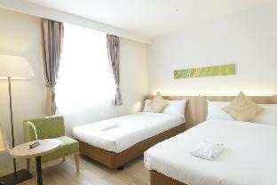 Ueno Resort | Oceanfront Retreat at Hot Cross Point Santa Monica