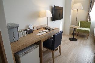 Ueno Resort | Oceanfront Retreat at Hot Cross Point Santa Monica