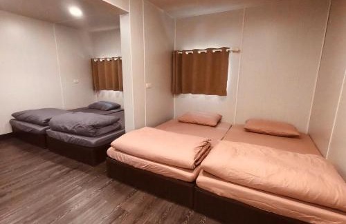 Liuqiu House | Budget-Friendly Hot Diving Hostel with Oceanfront Views