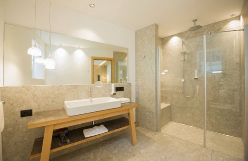 Tramin Hotel | Highly Rated Hotel Goldene Traube with Pool & Family Amenities