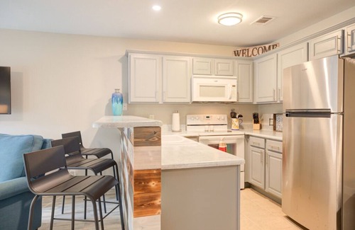 New Braunfels Condo | Discover Guadalupe Pools: Family Fun with Hot Tubs & Tubing