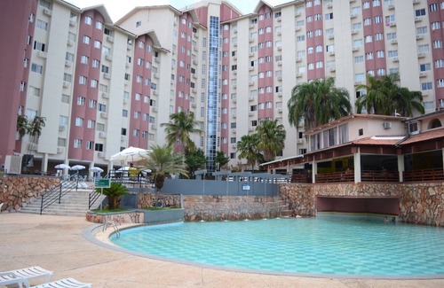 Prive das Caldas Apartment | Relaxing Hot Springs Apartment with Bathtub & 24h Pool Access