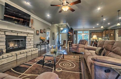 Hot Springs Village House | Family-Friendly Retreat on Granada Golf Course with Pool