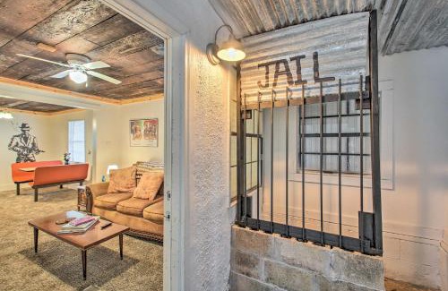 Hot Springs House | Family-Friendly Retreat Near Hot Springs National Park
