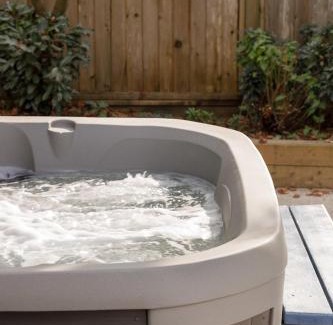 Burnaby House | Relaxing 2 BR Suite with Hot Tub & Family-Friendly Amenities