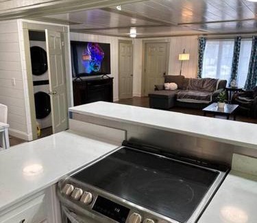 Moorhead Apartment | Relaxing Retreat with Hot Tub and Five Cozy Beds