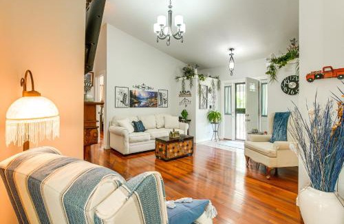 Rockbridge House | Hot Tub and Fire Pit Rockbridge Getaway!