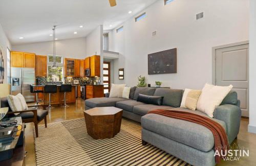 Chestnut House | Relaxing Hot Tub Hideaway with Family-Friendly Amenities