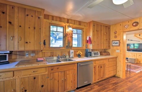 Brockway House | Relax at Kings Beach Lodge: Hot Tub & Lake Tahoe Views