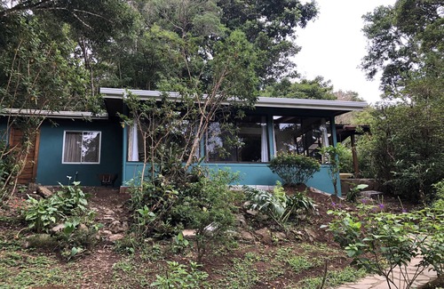 Monteverde House | Family-Friendly Retreat with Hot Tub & Spa Near the Reserve