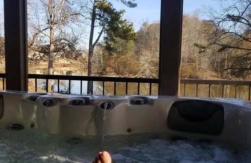 Cumming House | Relaxing Retreat with Hot Tub & Private Lake Access