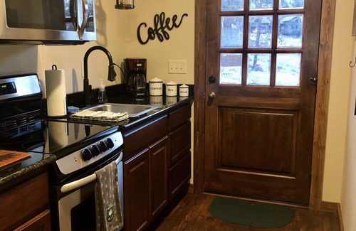 Estes Park Cabin | Relax in the Hot Tub with Spectacular Views Near RMNP