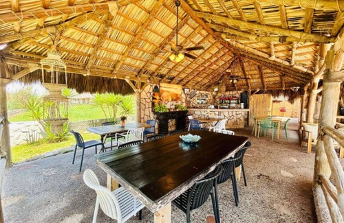 Elota Condo | hotel boutique a pie de playa by Partnerhost