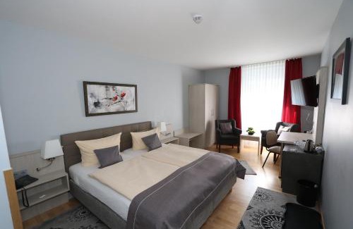 Ahrweiler Hotel | Inviting Stay at Hotel Ännchen: Pet-Friendly & Family-Oriented