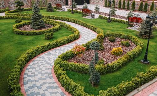 Transcarpathia Hotel | Top-Rated HOTEL Баймонт: Family-Friendly with Hot Tub