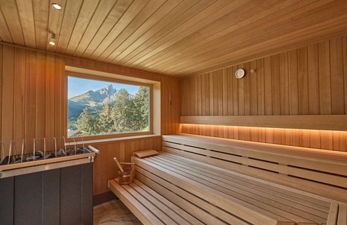 Filzmoos Hotel | Experience Comfort at Hotel Alpenkrone with Pool & Hot Tub