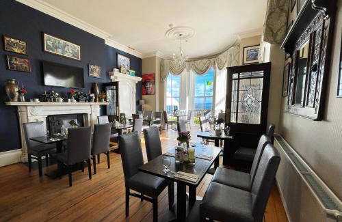 Dunmore East Hotel | Family-Friendly Hotel with Restaurant and Kitchen Amenities