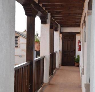 Moral de Calatrava Hotel | Cozy Hotel Retreat for Family and Pet-Friendly Stays