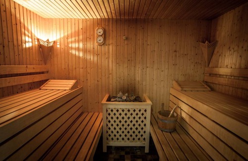 Wolfenschiessen Hotel | Experience Berghotel Trübsee: Family Rooms & Hot Tub Oasis