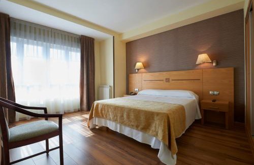 Aviles Hotel | Hotel La Serrana: Ideal for Families and Pet Lovers