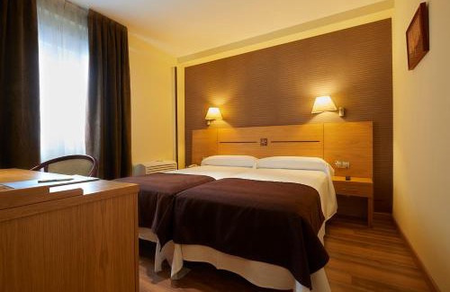 Aviles Hotel | Hotel La Serrana: Ideal for Families and Pet Lovers