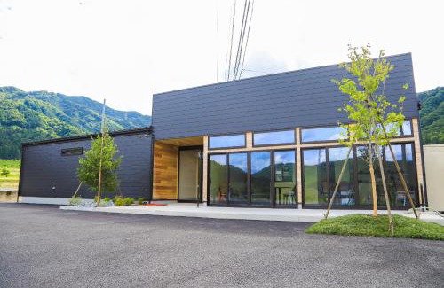 Katsuyama Hotel | Unmatched Comfort at Hotel 4CROWNS with BBQ Silver Plan