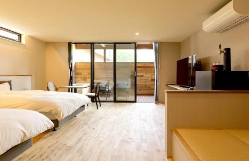 Katsuyama Hotel | Unmatched Comfort at Hotel 4CROWNS with BBQ Silver Plan