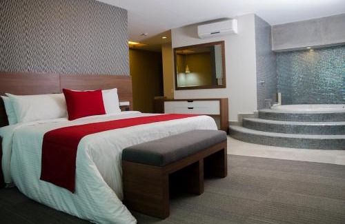 Historic Centre of Puebla Hotel | 4-Star Hotel 5 de Mayo: Pool, Child-Friendly & Highly Rated