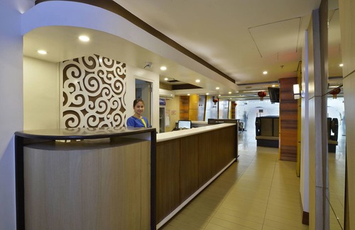 Manila Hotel | Budget-Friendly Hotel 99 Monumento Caloocan with Breakfast