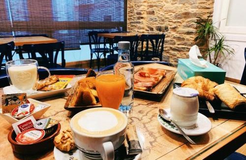 Pontedeume House | Discover Hotel A Falúa: Guest Rated 8.8 with Pet-Friendly Perks