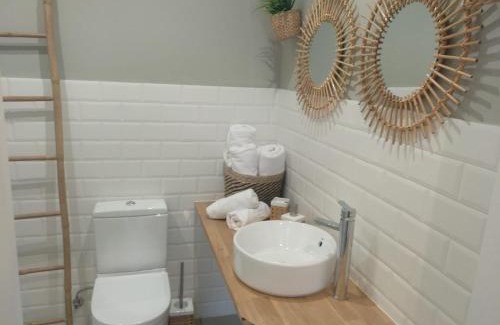 Pontedeume House | Discover Hotel A Falúa: Guest Rated 8.8 with Pet-Friendly Perks