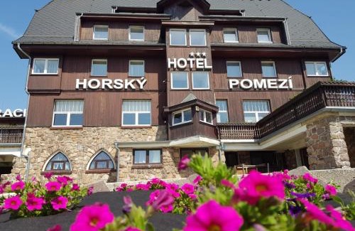 Cinovec Hotel | Pet-Friendly Retreat at Hotel a restaurace Pomezí